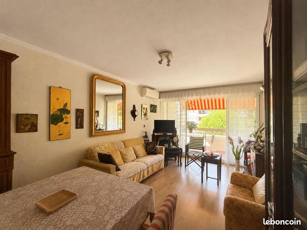 Appartement 3 pièces 69 m² · à Antibes · 69 m² · 336 000 €