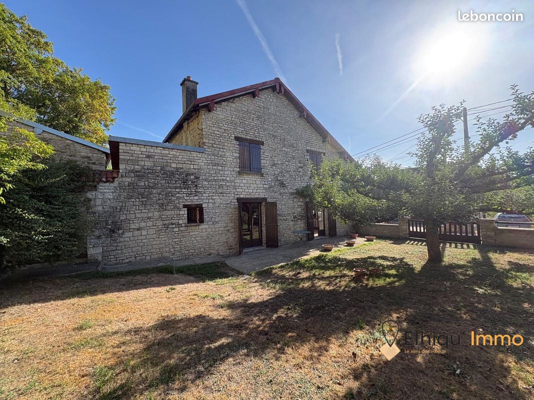 Maison 5 pièces 95 m² · à Laferté-sur-Aube · 95 m² · 132 000 €
