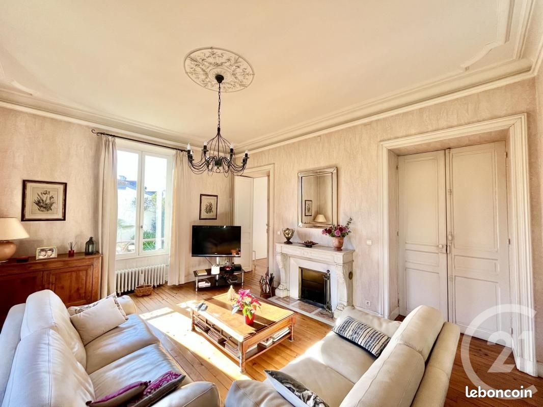 Maison 10 pièces 259 m² - Pau 64000 (image principale 5)