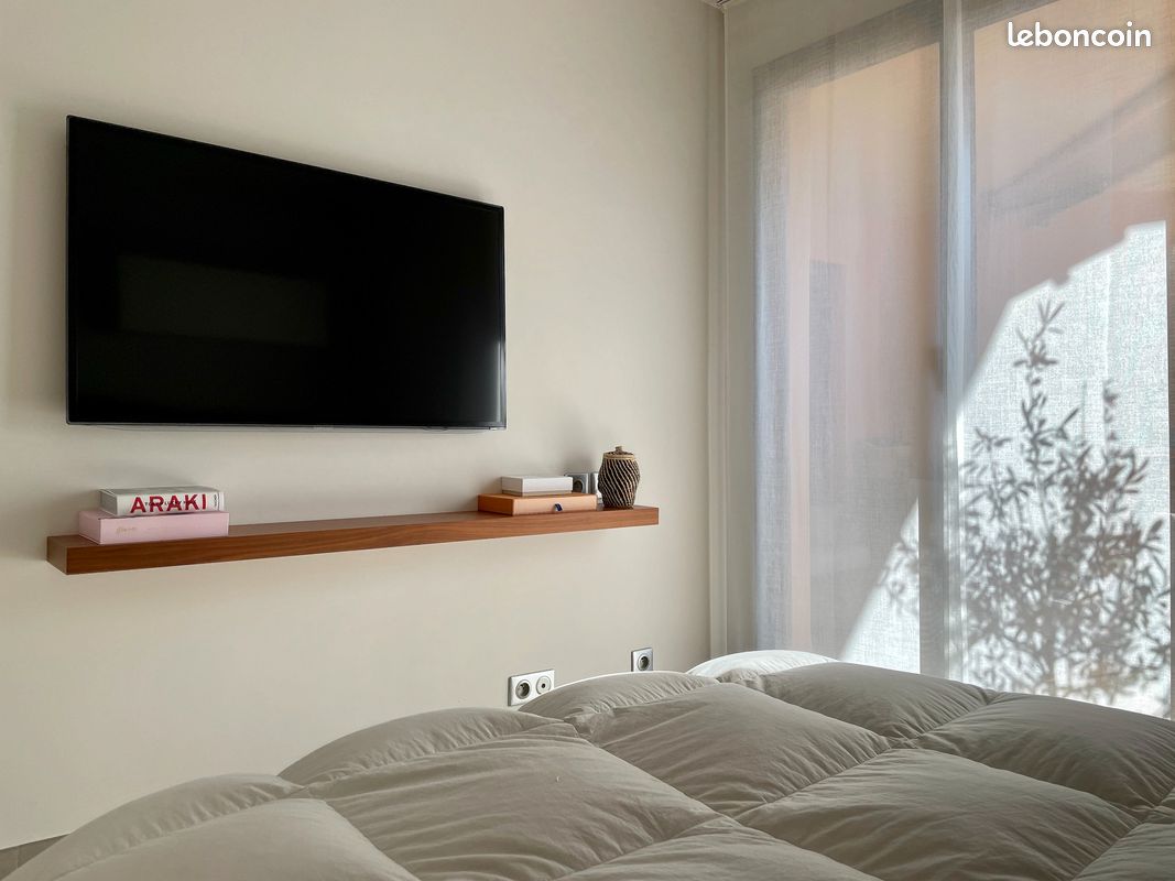 Chambre complète BO CONCEPT (lit, tête de lit, chevets, meuble) (image 2)