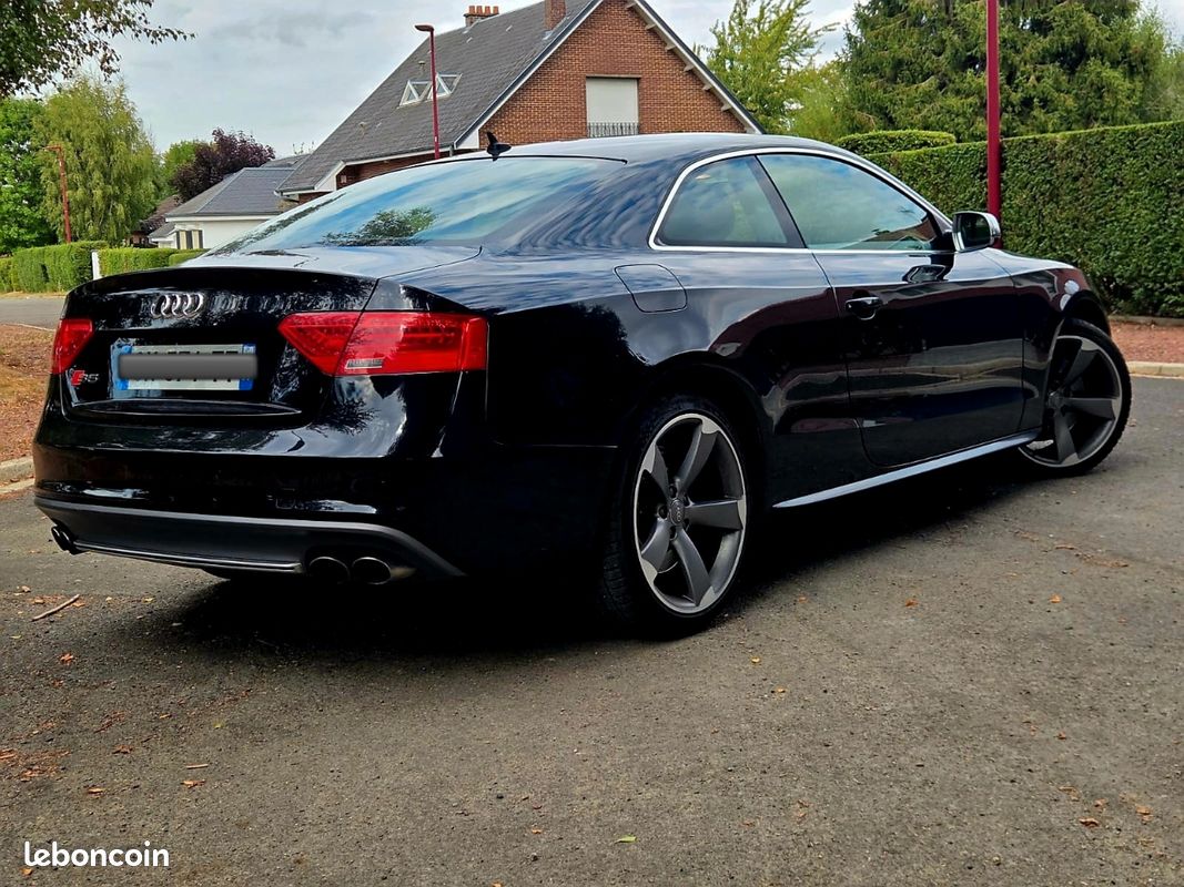 Audi S5 (image 2)