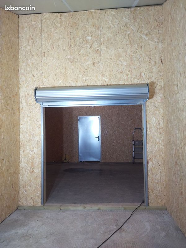 Local commercial 1 pièce 12 m² · à Milizac-Guipronvel · 12 m² · 120 €/mois
