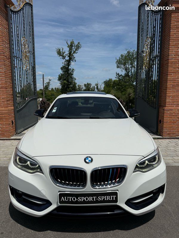 BMW serie 2 (F22) 218i 136ch (image 2)