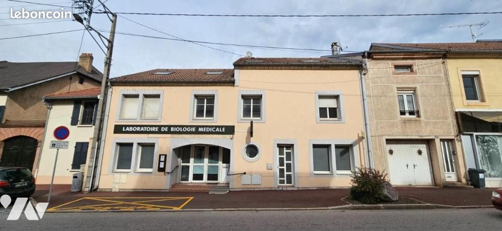 Appartement 4 pièces 105 m² · à Raon-l'Étape · 105 m² · 99 000 €