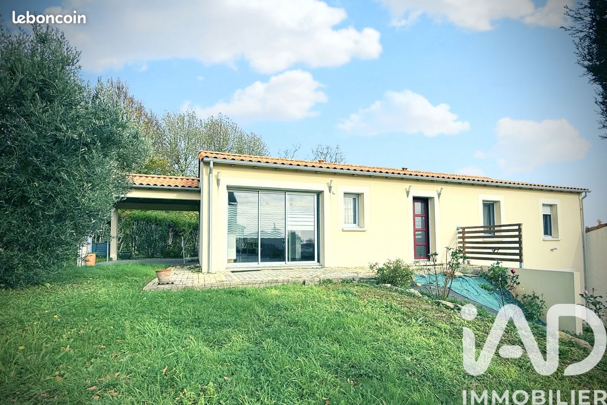Maison 6 pièces 133 m² · à Melle · 133 m² · 183 000 €