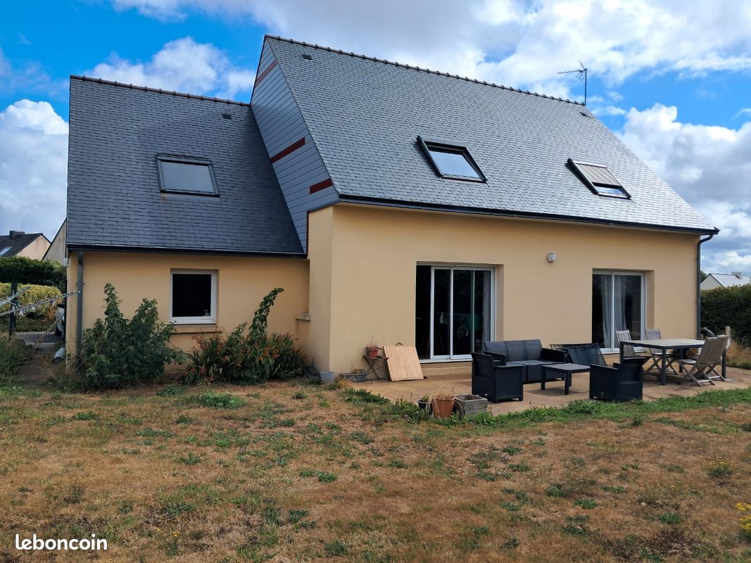 Maison 5 pièces 110 m² · à Edern · 110 m² · 1 035 €
