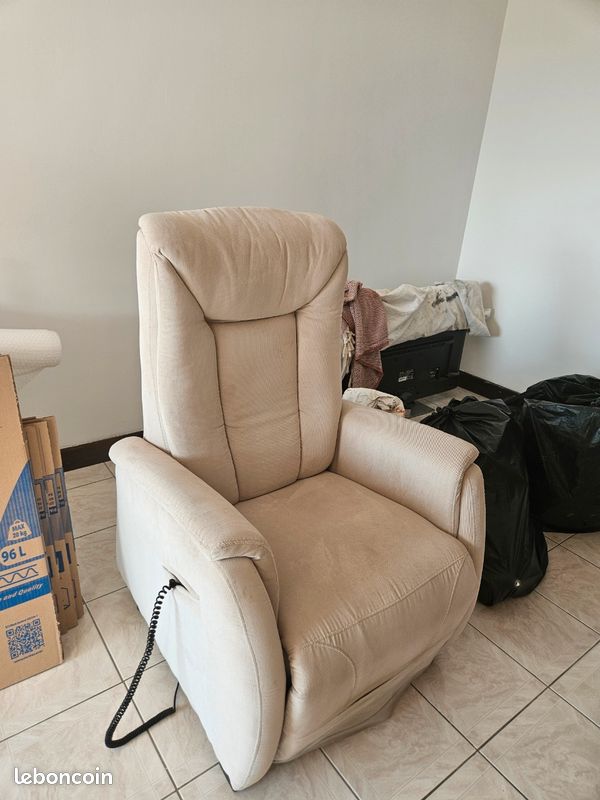 Fauteuil relax avec fonction releveur (image 2)