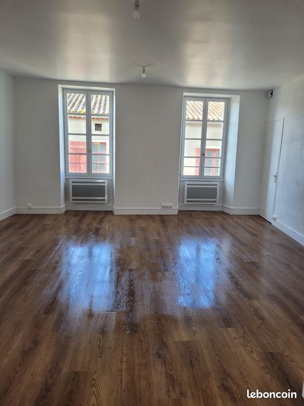 Appartement 3 pièces 80 m² · à Rauzan · 80 m² · 696 €/mois