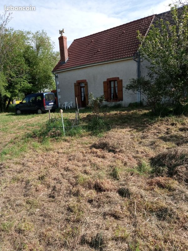 Maison 3 pièces 76 m² · à La Berthenoux · 76 m² · 120 000 €