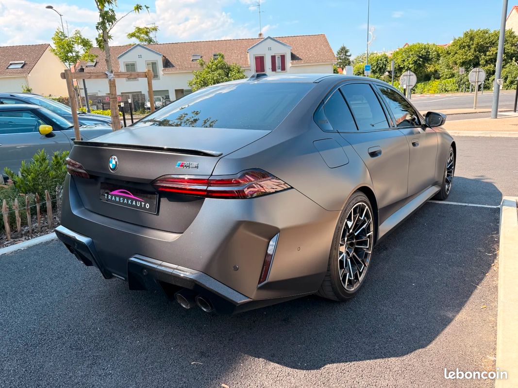 BMW M5 4.4 V8 PHEV 727ch / GMK / PACK CARBON (image 8)