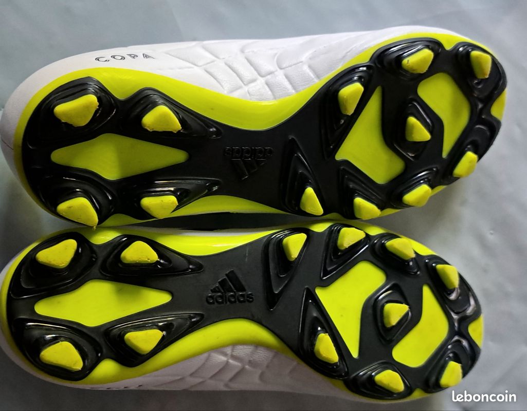 Baskets garçon taille 31 Adidas Copa Pure Chaussures