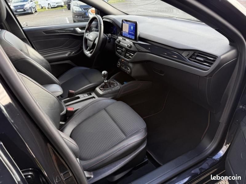 Ford Focus 1.0 Flexifuel 125ch mHEV ST-Line X (image 8)
