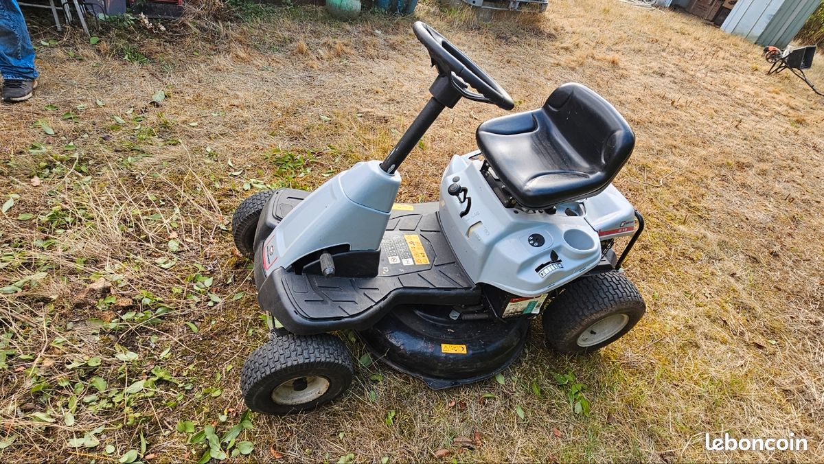 Tracteur tondeuse (image 3)