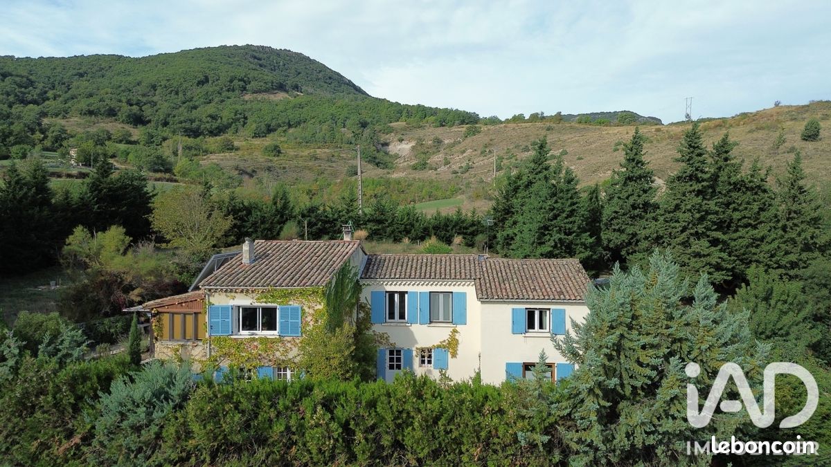 Maison 6 pièces 125 m² · à Alissas · 125 m² · 255 000 €