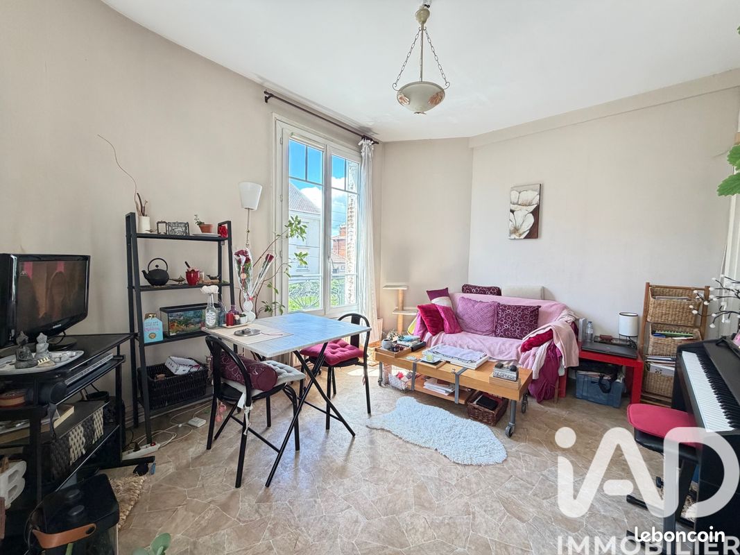 Appartement 2 pièces 43 m² · à Villeneuve-le-Roi · 43 m² · 147 000 €