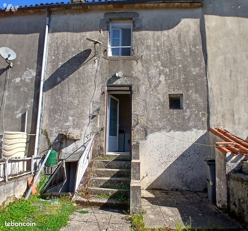 Maison 4 pièces 52 m² · à Saint-Paul-en-Gâtine · 52 m² · 37 450 €