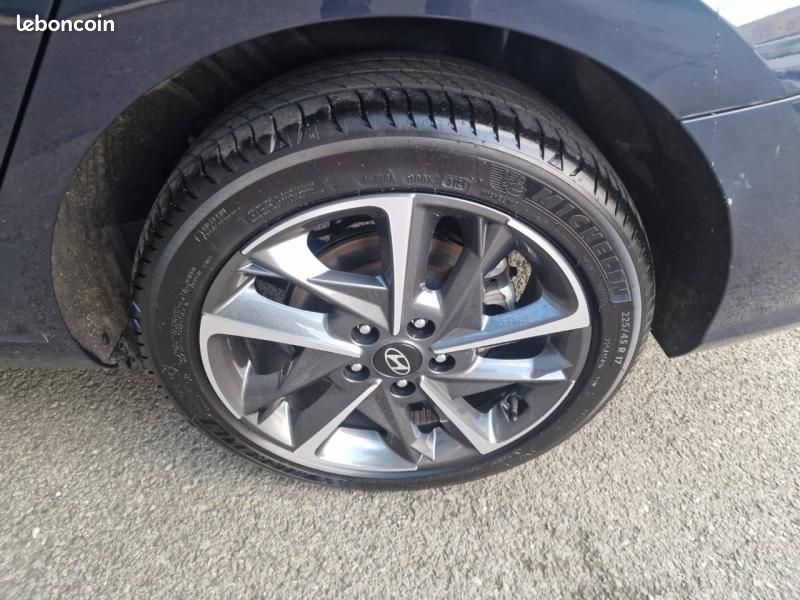 Hyundai i30 SW 1.0 T-GDi 100ch Creative DCT-7 (image 13)