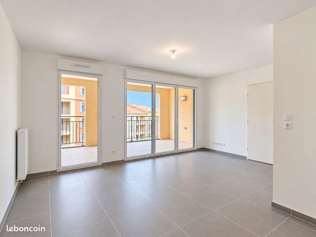 Appartement 2 pièces 47 m² · à Aix-en-Provence · 47 m² · 880 €/mois