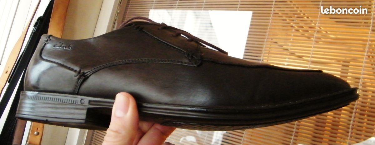 Chaussures Clarks Lacets Marron Foncé Pointure 8,5 - Occasion En Bon état
