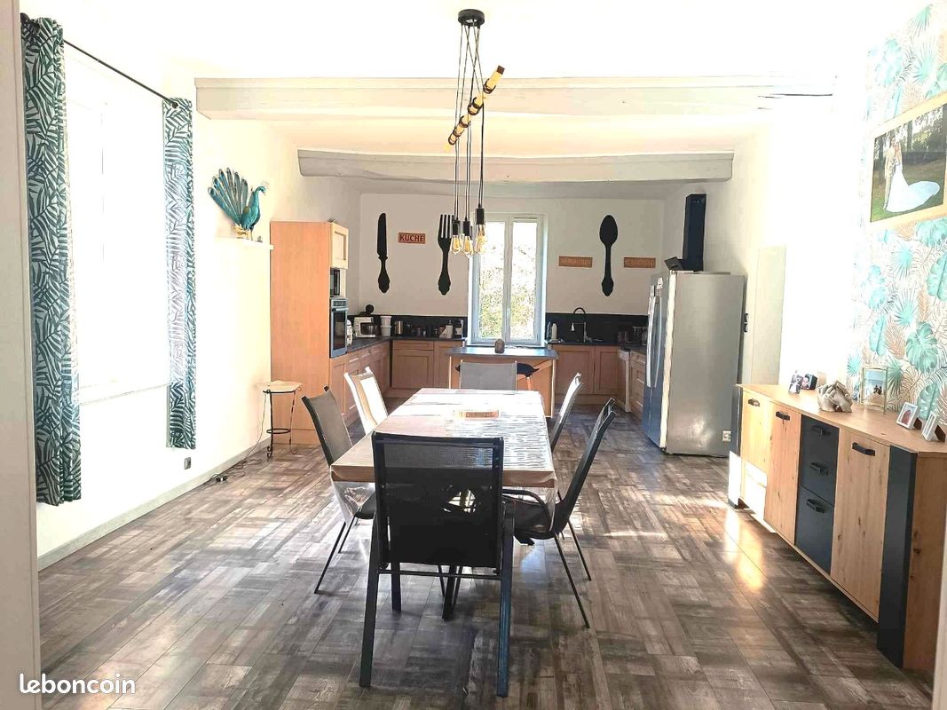 Maison 11 pièces 275 m² · à Brens · 275 m² · 350 000 €