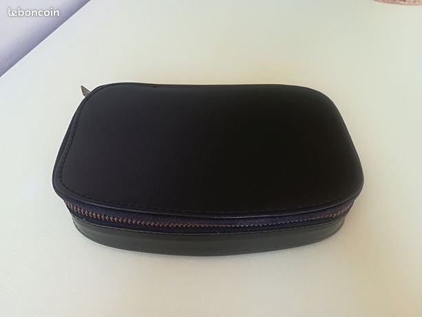 Trousse de toilette vintage en cuir - Soco pour la maison