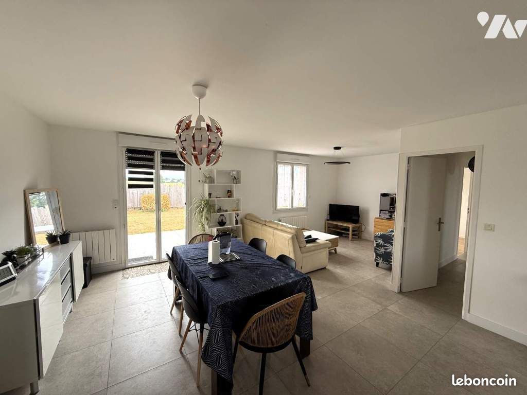 Maison 5 pièces 121 m² · à Servon-sur-Vilaine · 121 m² · 1 100 €/mois