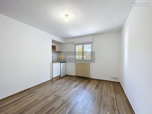 Studio 1 pièce 17 m²
