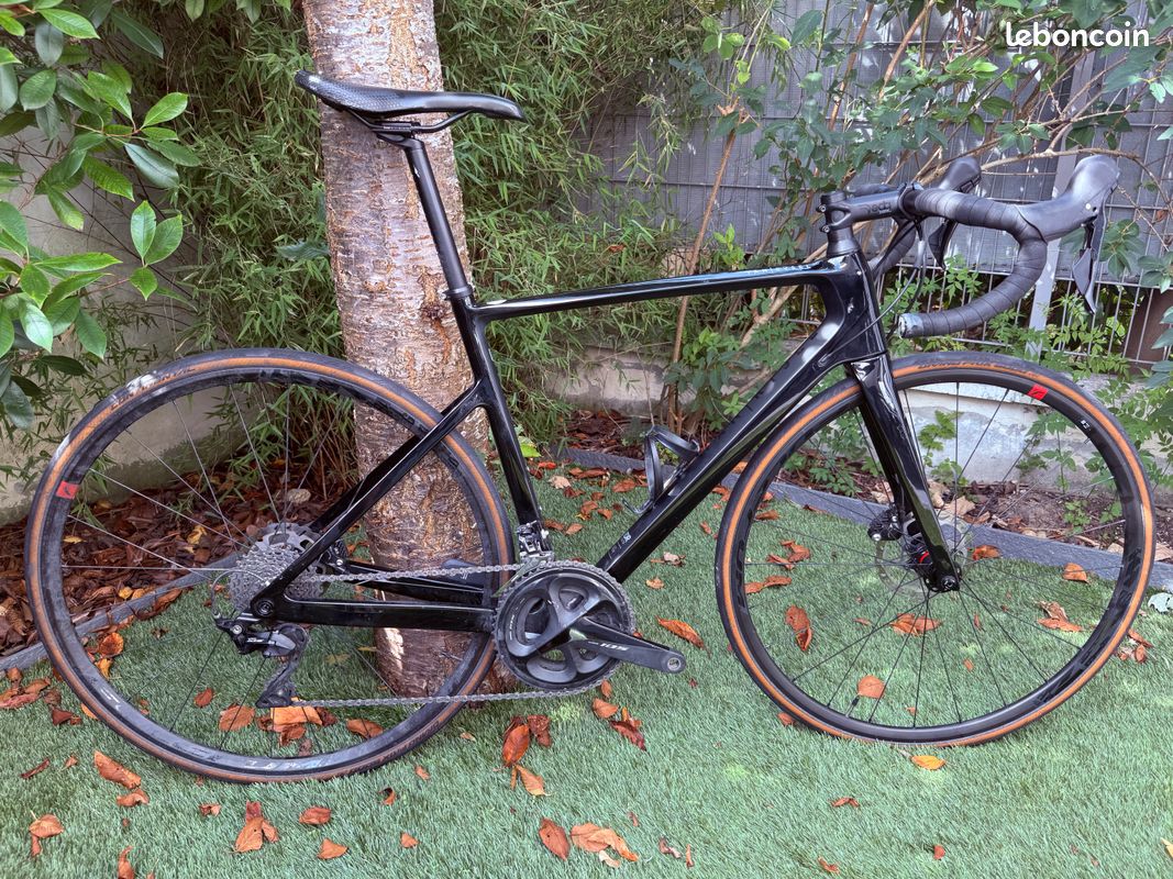 Rysel Ultra Van Rysel Shimano 105 Road Bike Van Rysel RCR900 AF