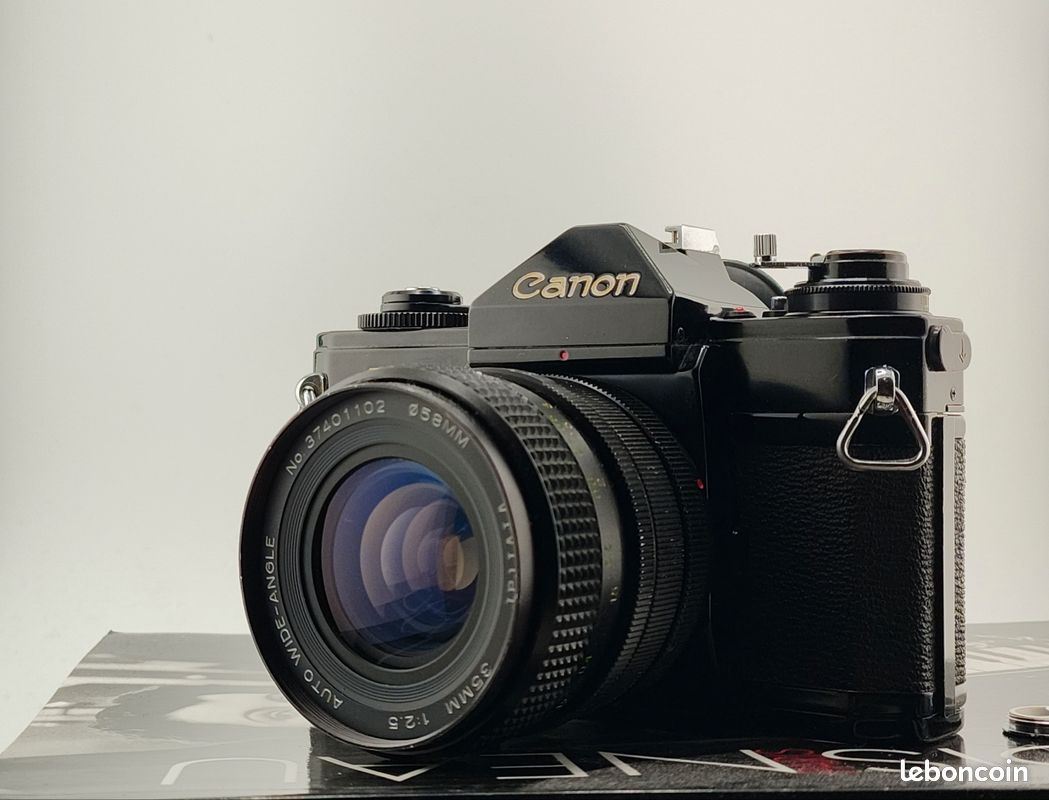 Kit Canon EOS 450D + Objectif Vivitar 19-35mm + Chargeur & Batterie - Occasion