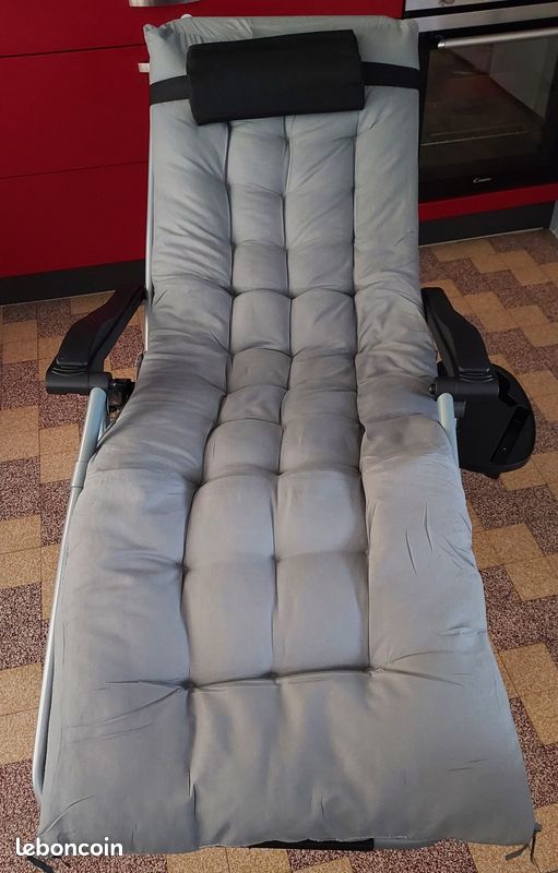 Chaise de détente (image 1)