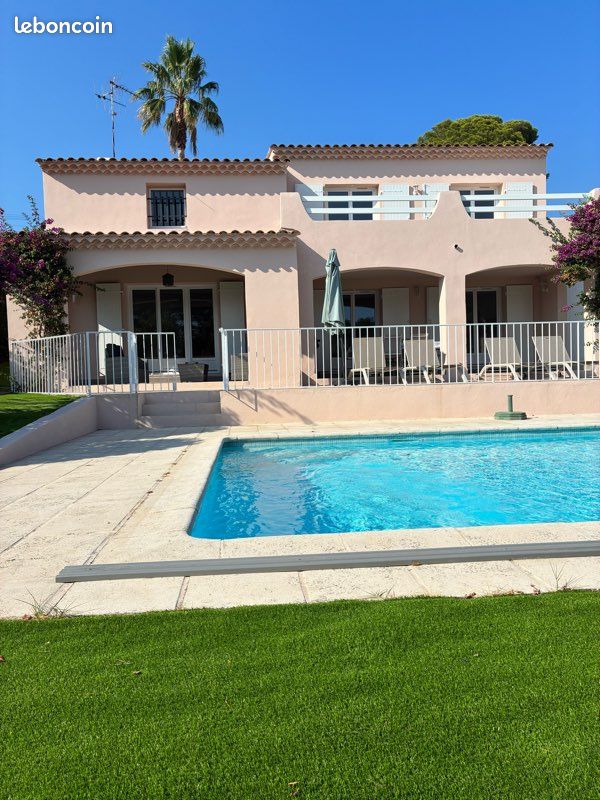 Maison 7 pièces 170 m² · à Saint-Raphaël · 170 m² · 3 500 €/mois