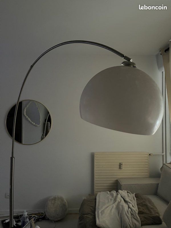 Lumière sur pieds (image 2)