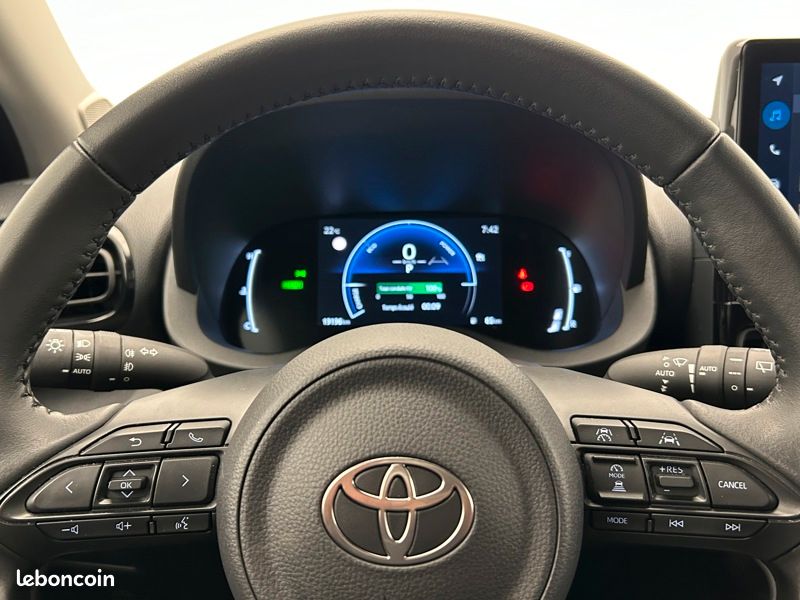 Toyota Yaris Hybrid Design 1.5 116 ch (image 13)