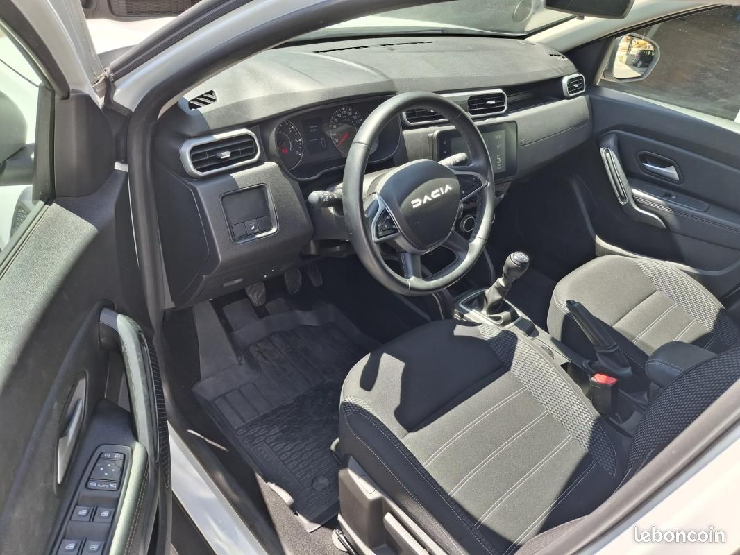 Dacia Duster 4x4 ctte 1,5BlueDCI115cv Journey (image 7)