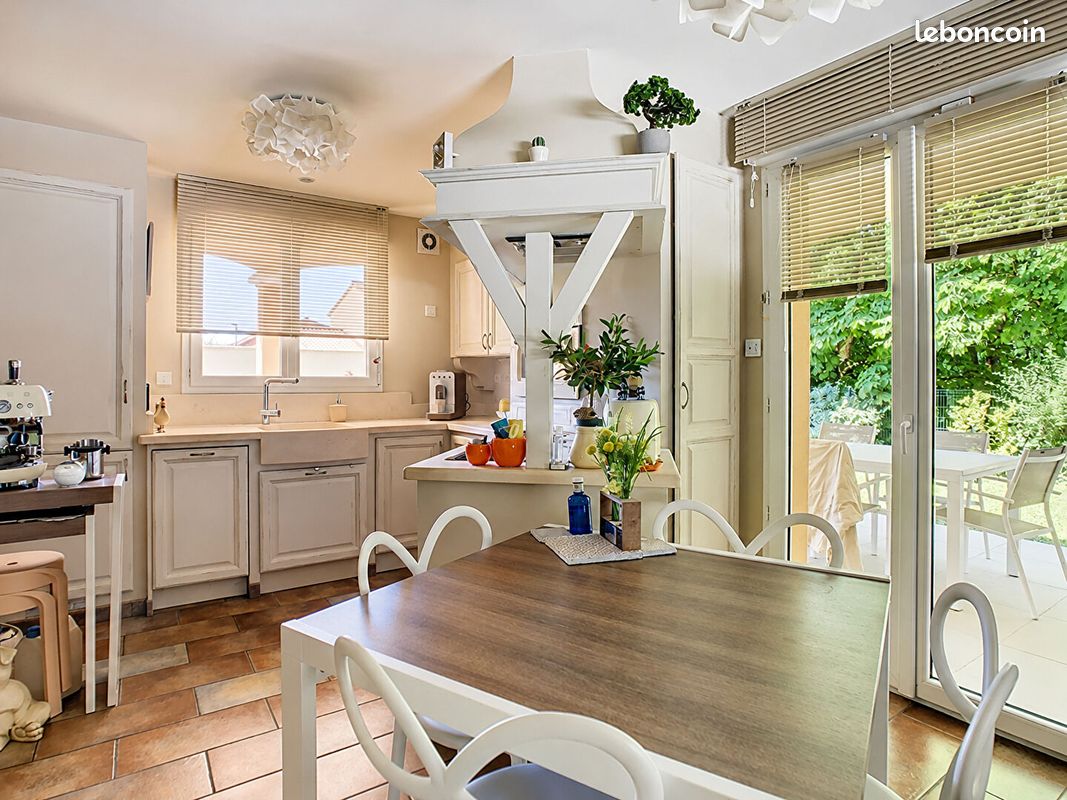 Maison 6 pièces 138 m² · à Lagnieu · 138 m² · 489 000 €