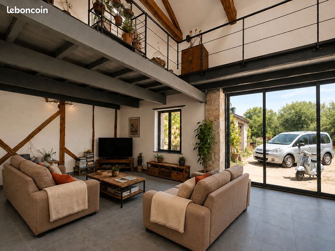Maison 6 pièces 262 m² · à Saint-Martin-la-Pallu · 262 m² · 320 000 €
