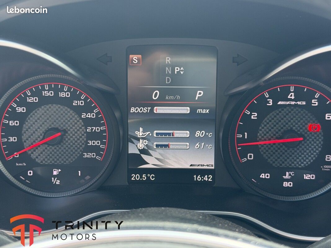 Mercedes Classe C C63 S AMG 510CH + PACK CARBONE + RÉVISION DES 50000KM EFFECTUÉE + SUIVI COMPLET... (image 16)