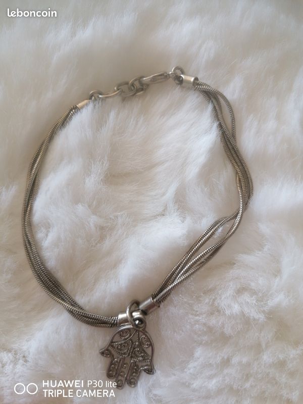 Bracelet (image 1)