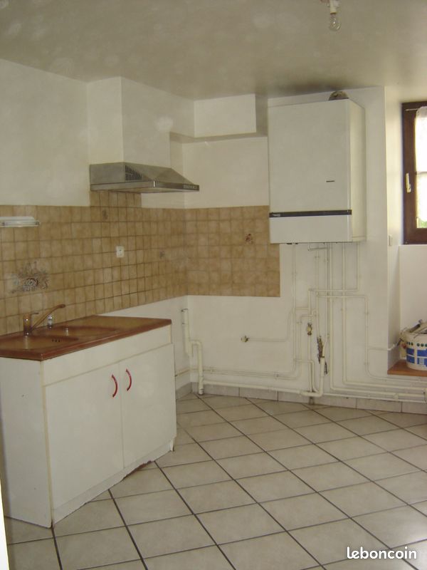 Appartement 3 pièces 50 m² · à Aigueperse · 50 m² · 655 €/mois