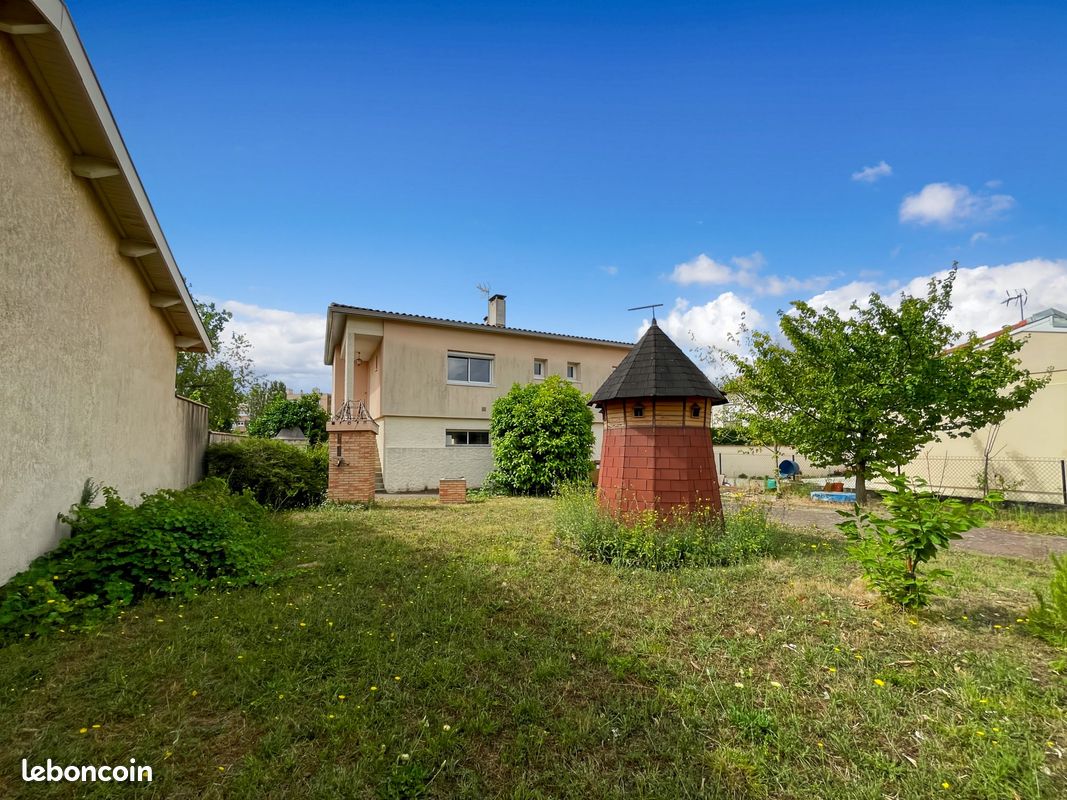 Maison 5 pièces 110 m² · à Cugnaux · 110 m² · 220 000 €