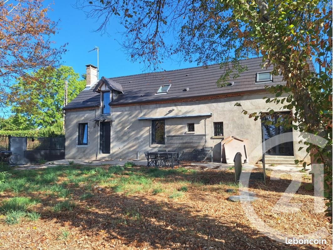 Maison 4 pièces 104 m² · à Saint-Priest-la-Marche · 104 m² · 128 600 €
