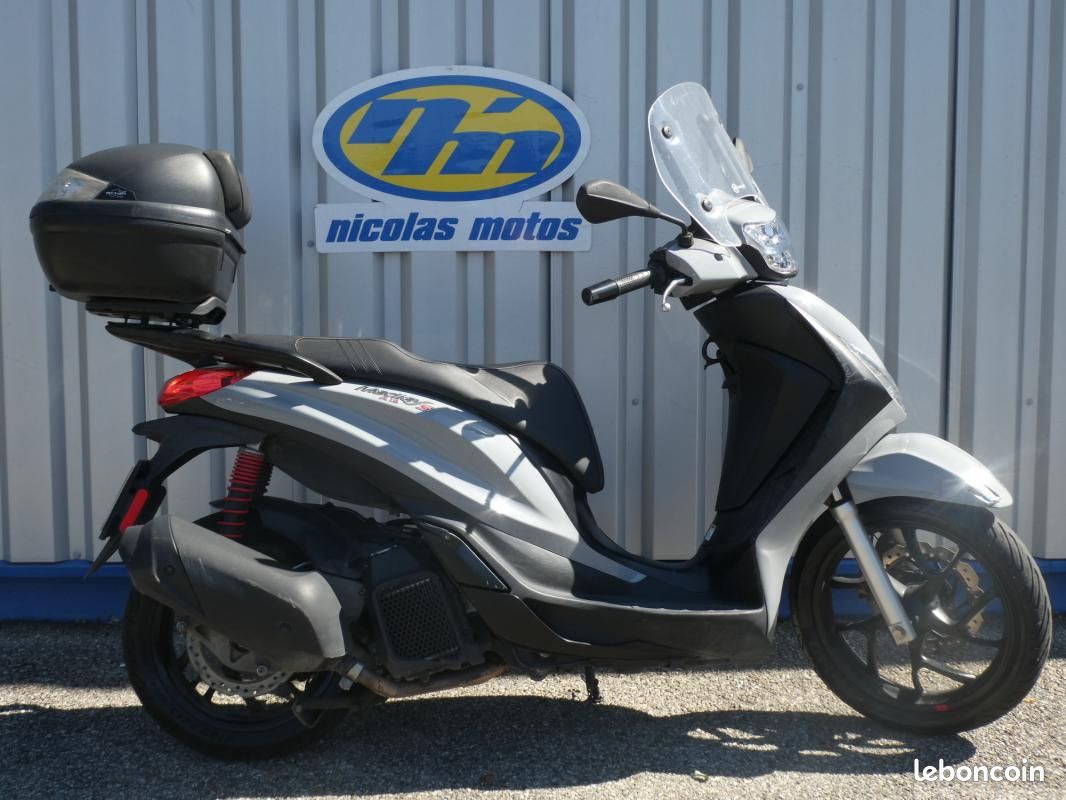 Piaggio Medley S 125 ABS (image 1)