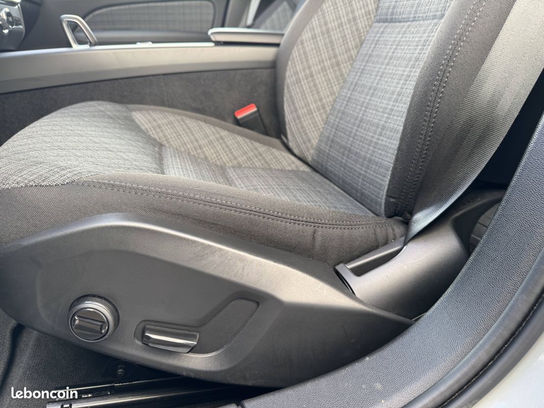 VOLVO V60 B4 197 ch Geartronic 8 Start (image 10)
