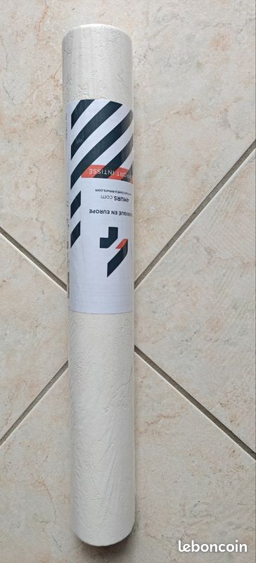 Papier peint intissé (image 1)