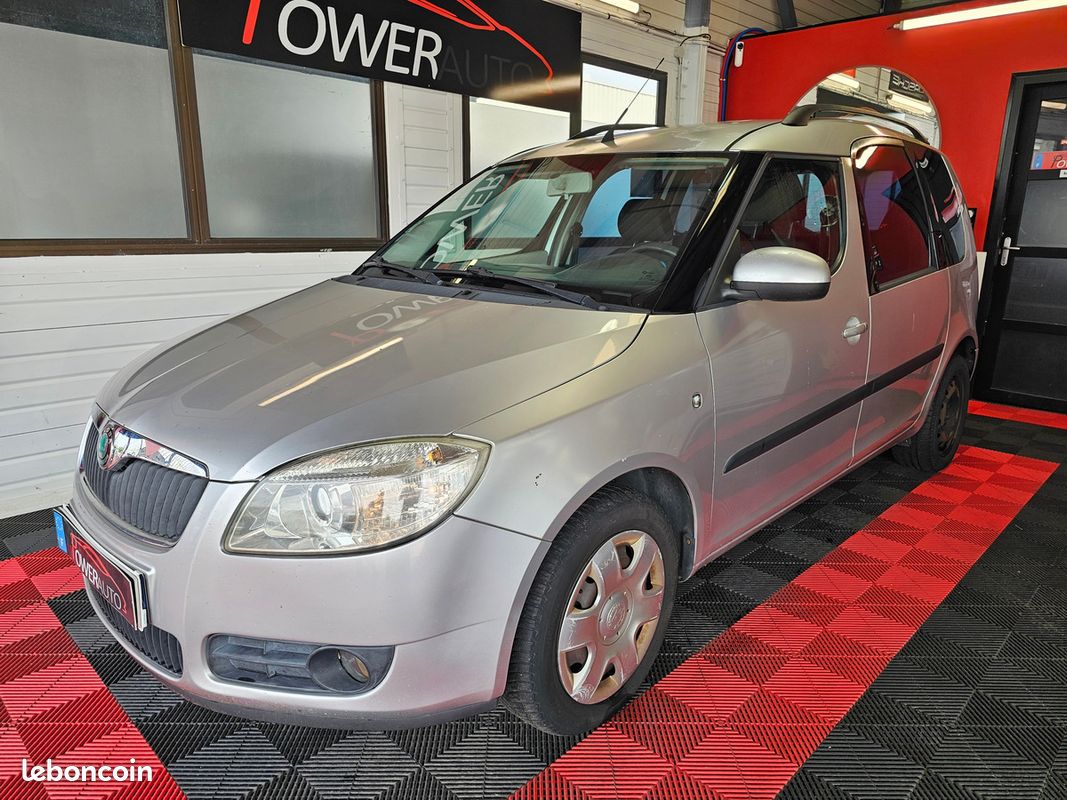 skoda-roomster-tdi-191018kms-voitures