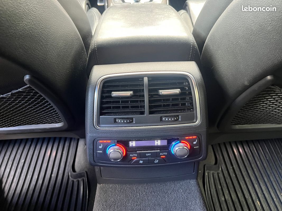AUDI S7 SPORTBACK 4.0 TFSI 420ch QUATTRO S TRONIC 7 Sièges à mémoire chauffants ventilés Pack carbone Clim 4 zones Attelage amovible (image 18)