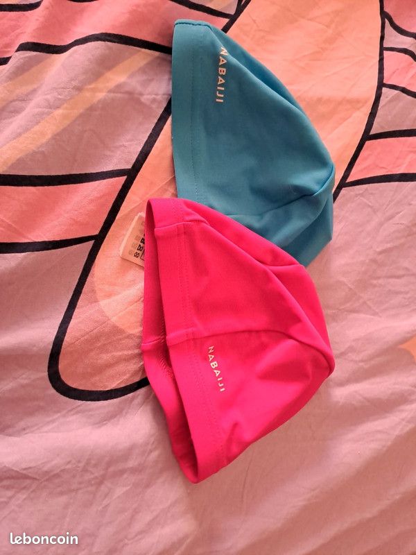 Lot de bonnets bain parfait état baby décathlon nabaiji Natation