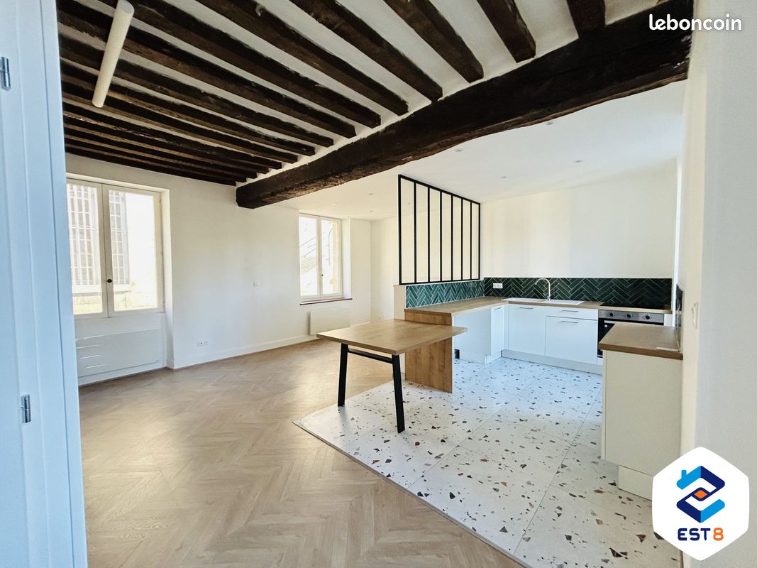 Appartement 2 pièces 52 m² · à Compiègne · 52 m² · 168 000 €