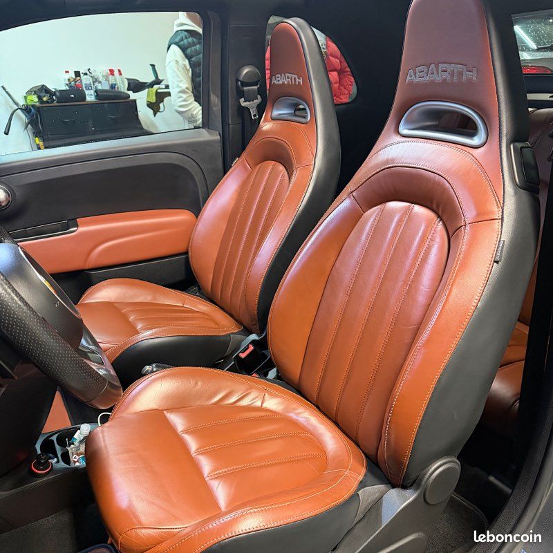 Fiat 500 Abarth Cabriolet 1.4 Turbo T-Jet 595 Turismo (image 8)