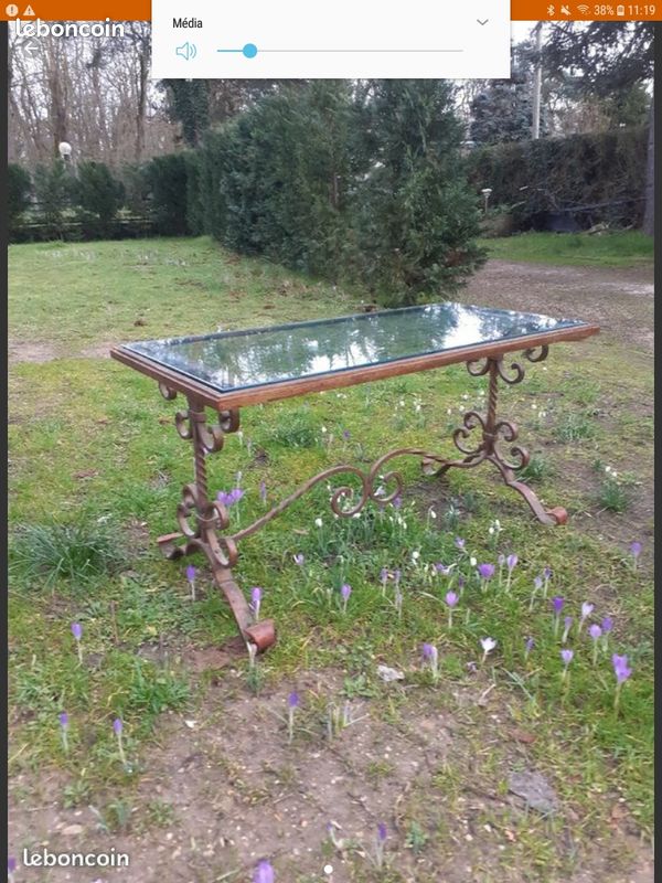 Table de salon en fer forgé (image 1)
